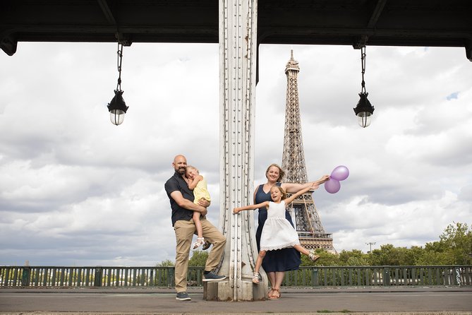 1-hour Photoshoot at the Eiffel Tower Trocadero Paris - Morning, afternoon, or evening: pick the vibe, not just the time