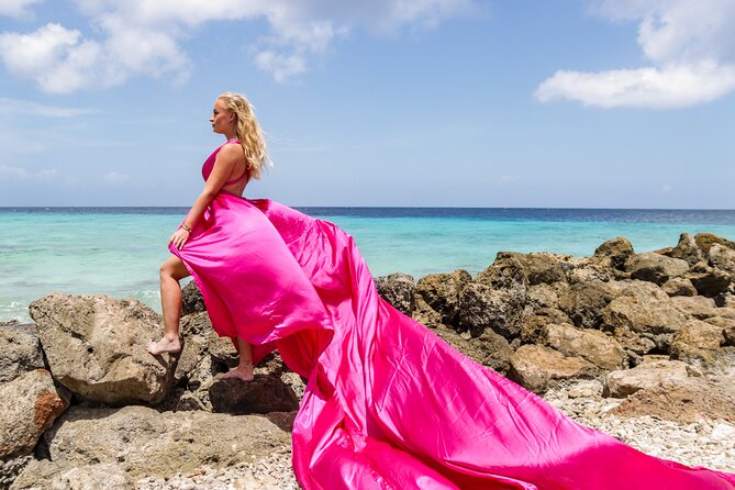 1 Hour Private Flying Dress Photoshoot in Curacao - The flying dress rental: what to wear and how to prep