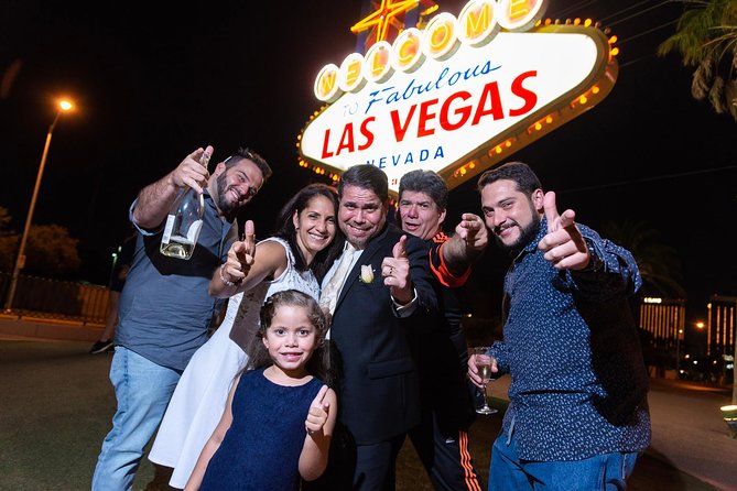 1 Hour Private Limo Photo Tour - Key Things to Know Before You Go