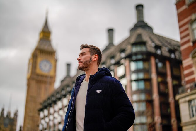 2-Hour Breathtaking London Photoshoot - The red telephone booth stop: “prop” photos without the cringe