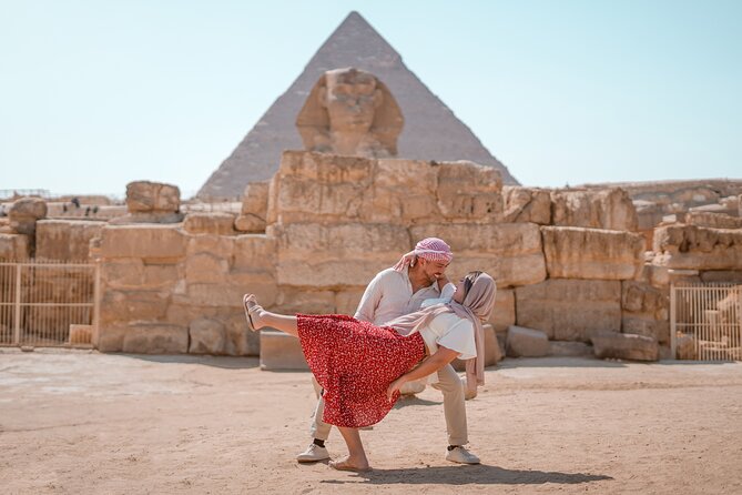2 hrs Unique Photo session (PhotoShoot) at the Pyramids of Giza - Stop 2: The Great Sphinx of Giza for Classic Backdrop Shots
