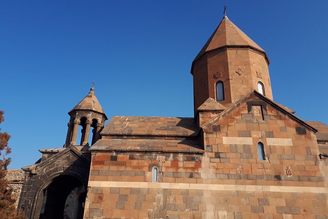 5 days photography tour in Armenia - Day 1: Garni Temple, Geghard, and the Symphony of Stones