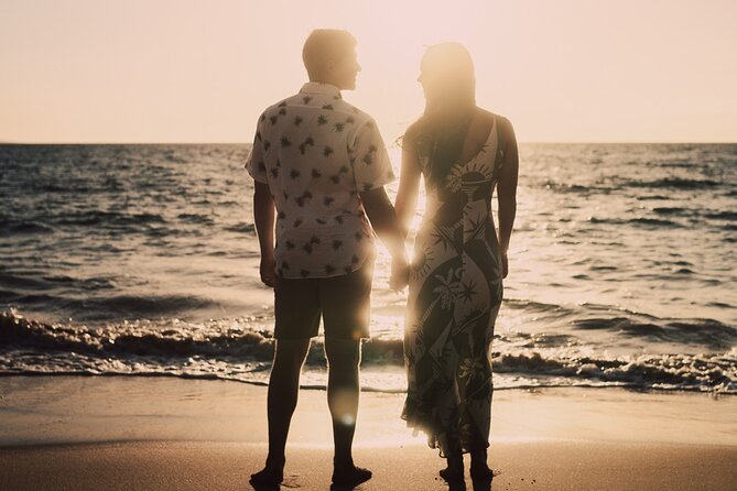 A Romantic Photoshoot for 2 in Maui - Photo delivery and editing: fast results, limited included files