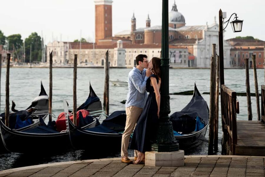 A Unique Photoshoot in Venice - The Rialto to San Marco photo route: what the 3 locations deliver