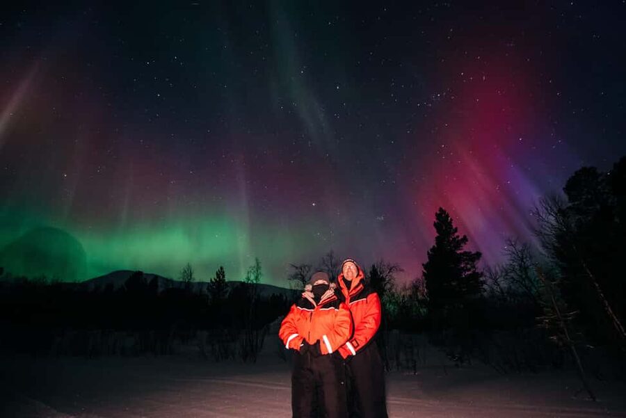 Abisko: Aurora Car Chasing Tour with Photographer - Why Abisko’s Aurora Chase Works So Well