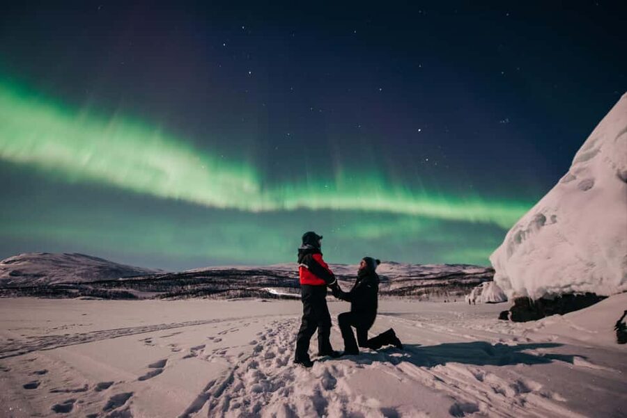 Abisko: Aurora Car Chasing Tour with Photographer - The 3-Hour Night Plan: Pickup Options, Photo Stops, and Drop-Offs