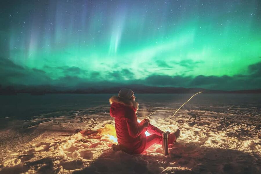 Abisko: Northern Lights Photography Tour with Dinner - Why Abisko makes northern lights photography easier