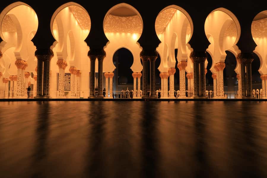 Abu Dhabi: Professional Photoshoot at Sheikh Zayed Mosque - Inside the Mosque: Floral Patterns and Calligraphy Close-Up