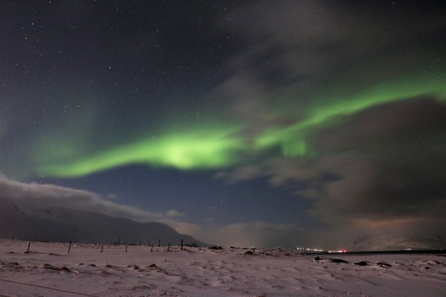 Akureyri: Hunt for the Northern Lights Photography Tour - Key things to know before you go
