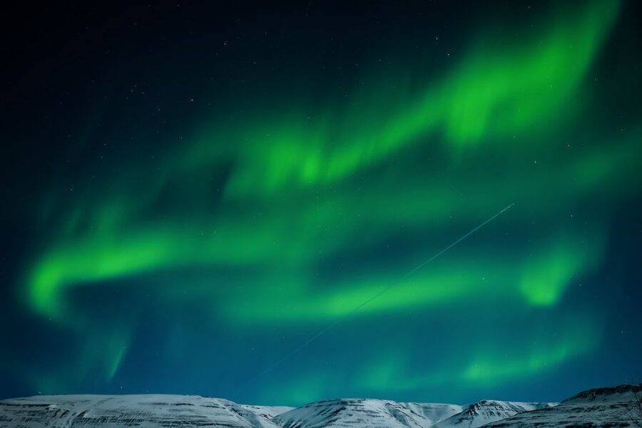 Akureyri: Northern Lights Photography Tour - Hot Drink Break and Stargazing: It’s Not Just Gear and Chasing