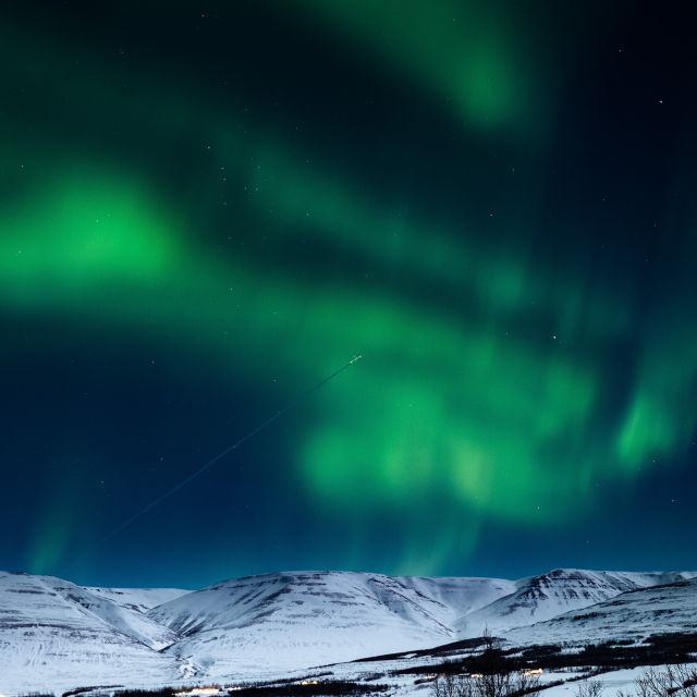 Akureyri: Northern Lights Photography Tour - Pricing Value: Is $194 Reasonable for a 3-Hour Aurora Hunt?