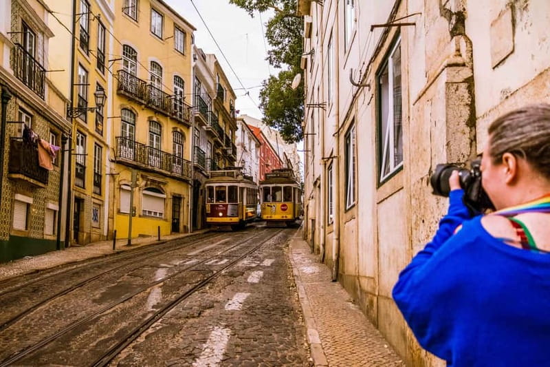 Alfama Photo Walk: Lisbon Photography Tour with a Local - Alfama Photo Walk in Lisbon: What makes it different