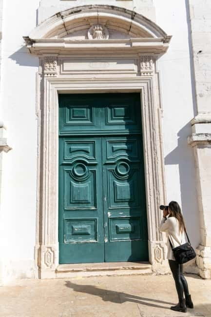 Alfama Photo Walk: Lisbon Photography Tour with a Local - Price and value: what $110 really covers