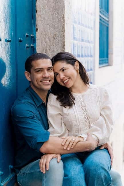 Alfama: Unforgettable Photoshoot Experience with a Local - How Nelson Gets Natural Poses Without Making It Weird