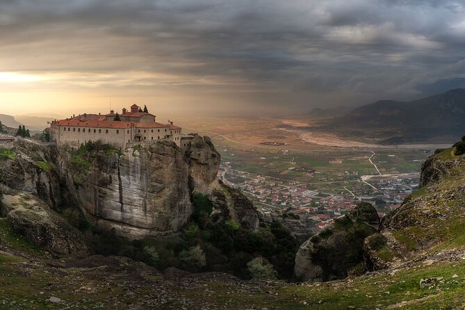 All Day Private Meteora Photo Tour - Snacks, water, included admission, and what you’re really paying for