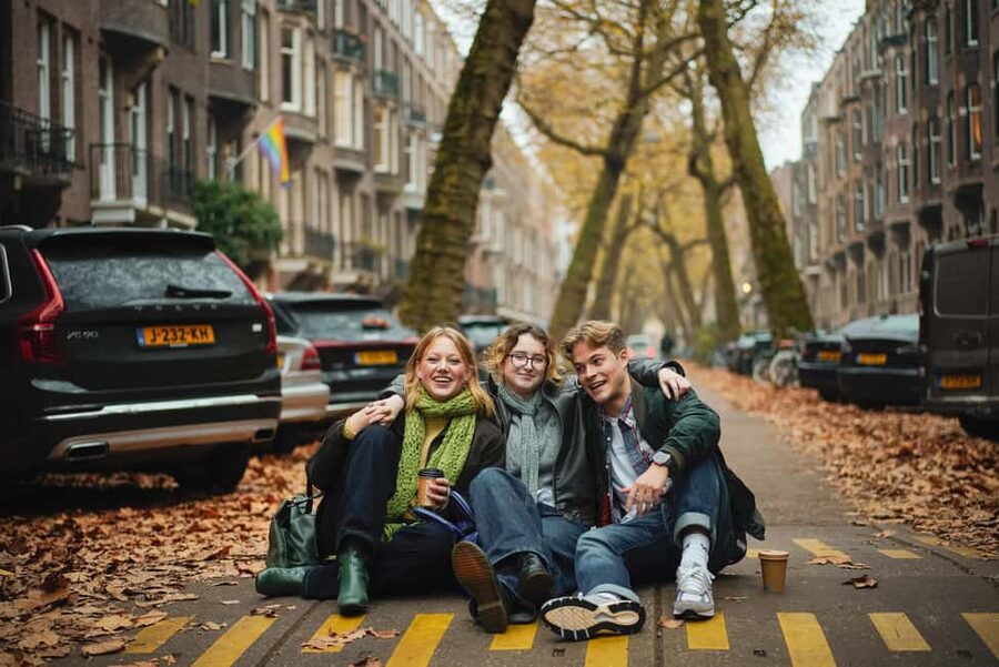 Amsterdam Canal, Tulip, Windmill Photoshoot | Custom Request - Should you book 21’s Light Spot for canals, tulips, or windmills?