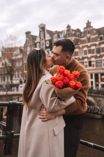 Amsterdam: Professional Photoshoot at the Canals - Timing and route flow: how your shoot length shapes the day