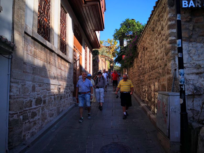 Antalya Photo Tour with Waterfalls, Old City & Boat Trip - Guide languages: what you’ll get depending on the day