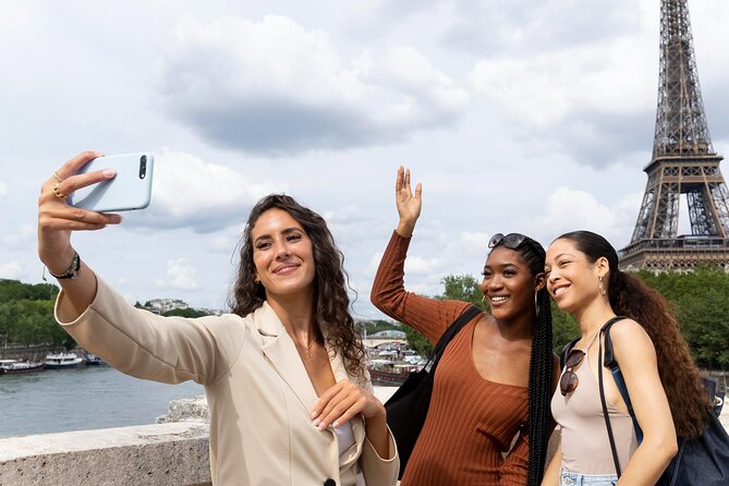 Around the Eiffel Tower Walking Tour with Selfie & Photoshoot - Quick highlights you’ll actually care about