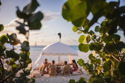 Aruba Romantic Sunset Photoshoot & Beach Picnic in Luxury Cabana - How the Sunset Picnic Works: Cabana Setup, Bluetooth Music, and Wine