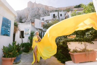 Athens Flying Dress Photo Shoot with a Professional Photographer - Price and time options: what you’re really buying