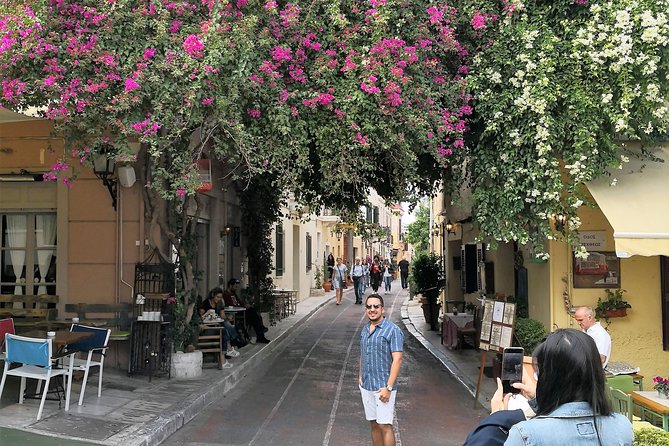 Athens Instagram Photo Tour: Most Instagrammable spots & Hidden gems - Presidential Mansion: small-time stop, strong symbolism