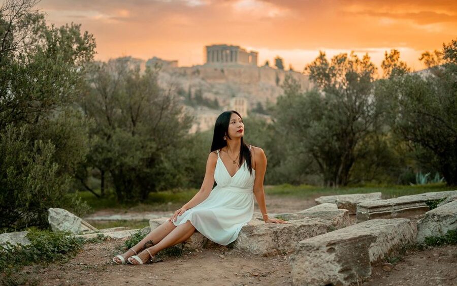 Athens photo tour - Acropolis view stop: how to get the shot without the crush