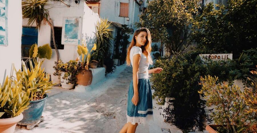 Athens: Professional photoshoot at Anafiotika Village - Anafiotika’s Streets Are Designed for Photos