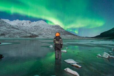 Aurora Hunt with the campfire and professional photographer - Where you’ll go: flexible hunting zones and possible Finland detours