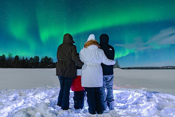 Aurora Photography Expedition with Video - Group size and language: small, personal, and not confusing
