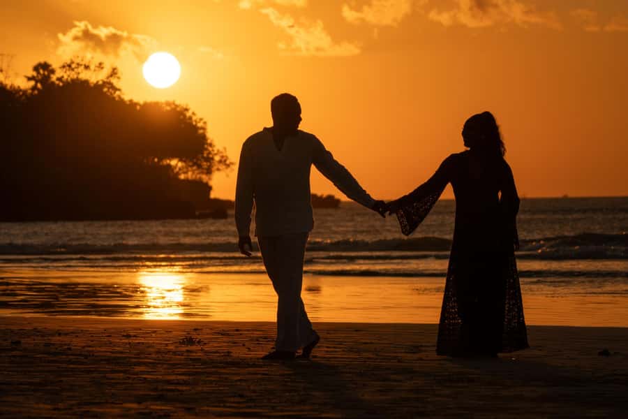 Bali: Photo Shoot with a Private Vacation Photographer - What Makes the Photos Feel Different: Contemporary + Candid