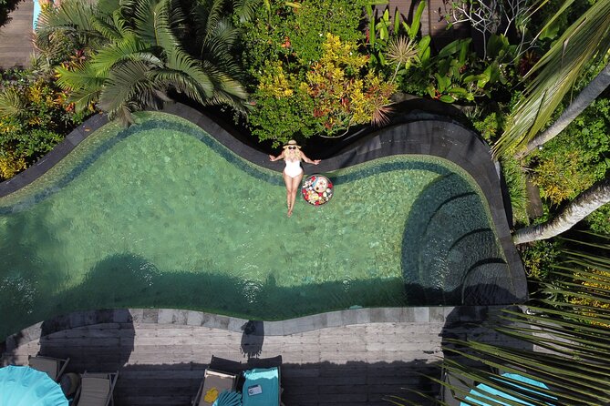 Bali Private Photographer & Drone - Stop 3: Coffee Plantation Views for Relaxed Nature Portraits