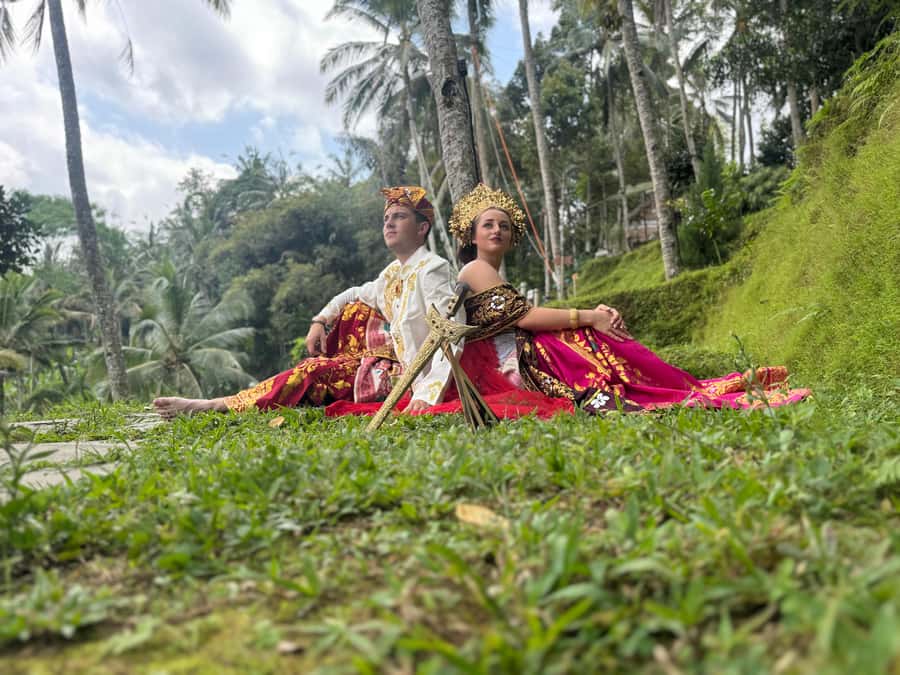 Bali:Traditional Wedding Photoshoot with the Rice Field View - Key highlights at a glance