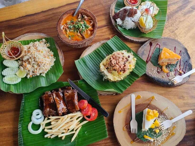 Bangkok: Bubble in the Forest Cafe Photography Journey - Food Tasting and Your Meal: How the 300 THB Deduction Works