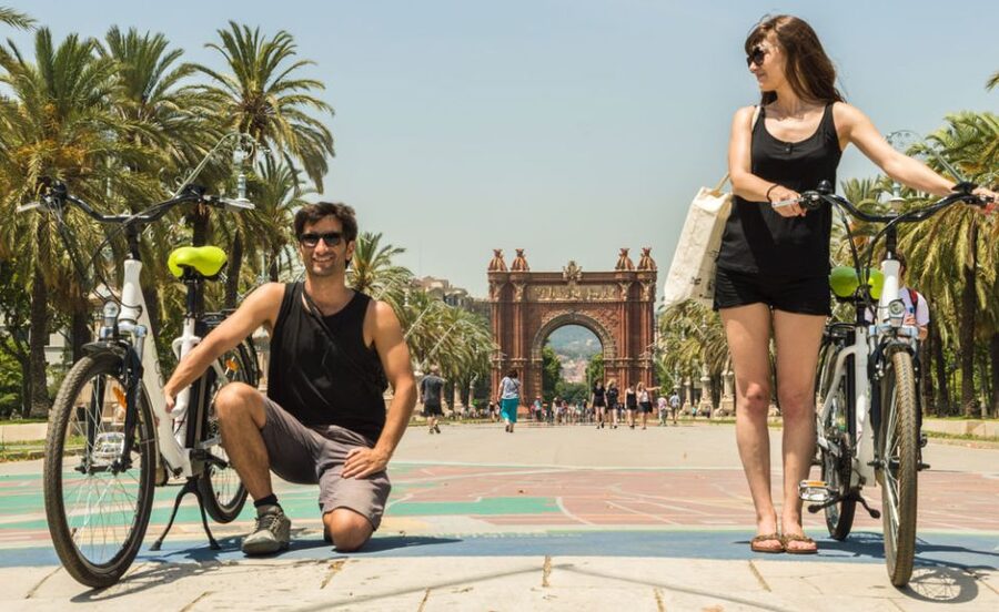 Barcelona: 4-Hour E-Bike Photography Tour - The 4-Hour E-Bike Rhythm: Comfortable, Efficient, Not Exhausting