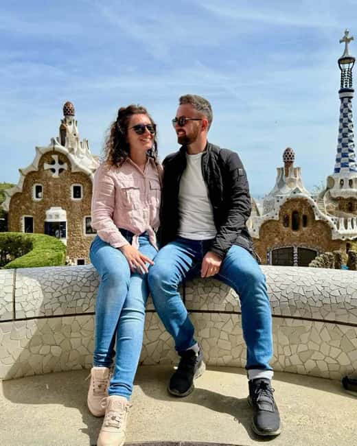 Barcelona: Creative Photo Tour of the City's Artistic Corners - The deliverables: private gallery and edited high-res photos