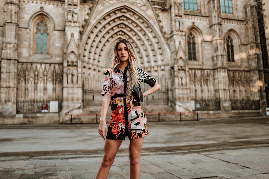 Barcelona: Gothic Quarter Cinematic Photoshoot and Guide - Who This 30-Minute Session Suits Best