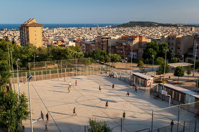 Barcelona Photography Masterclass - Private Photography Lesson - Daylight route: photographing exteriors and the Born district streets