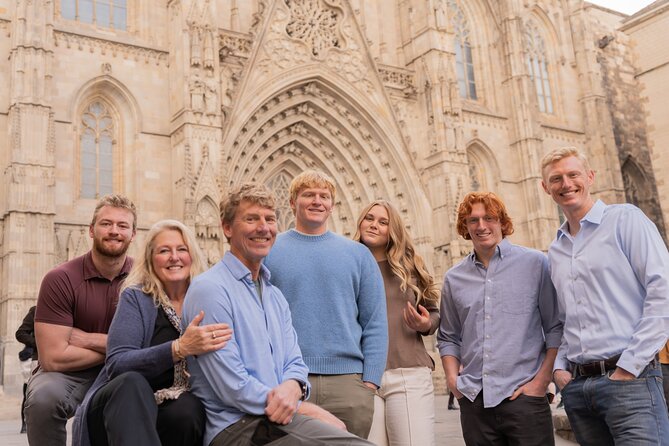 Barcelona Private Photoshoot at Cathedral & Kiss Wall - The photographer’s job: helping you pose without slowing you down