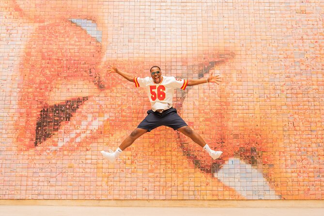 Barcelona Private Photoshoot at Cathedral & Kiss Wall - Price and value: what the $42.01 covers and what costs extra