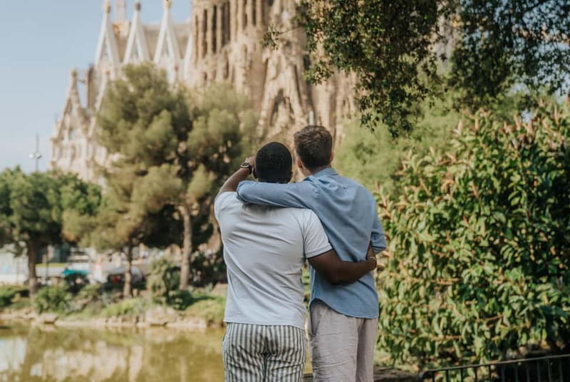 Barcelona: Private Sagrada Familia Photoshoot - Sagrada Familia Photo Angles: Why This Place Works So Well