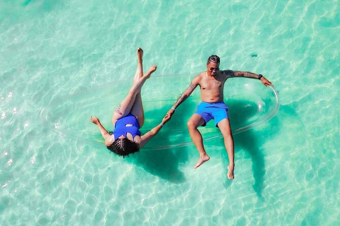 Beach Day and Clear Kayak Photoshoot in Bahamas - The clear kayak photo shoot: how to get shots that look worth keeping
