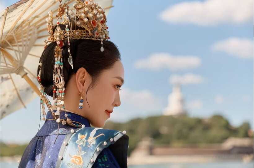 Beijing: Traditional Chinese Costume Makeover & Photo Shoot - Photo session in scenic Beijing: 35 digitals plus 5 retouched