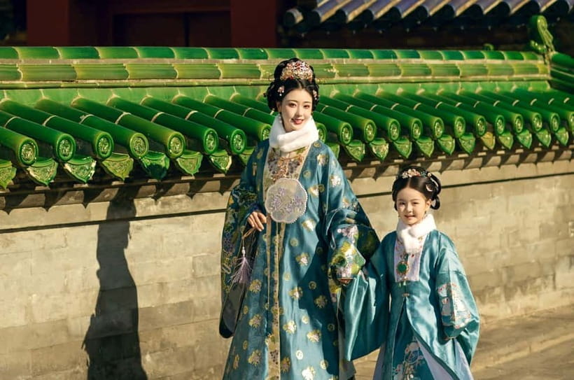 Beijing Traditional Hanfu Experience & Photoshoot for Groups - Hanfu photoshoot in Beijing: what you’re actually buying