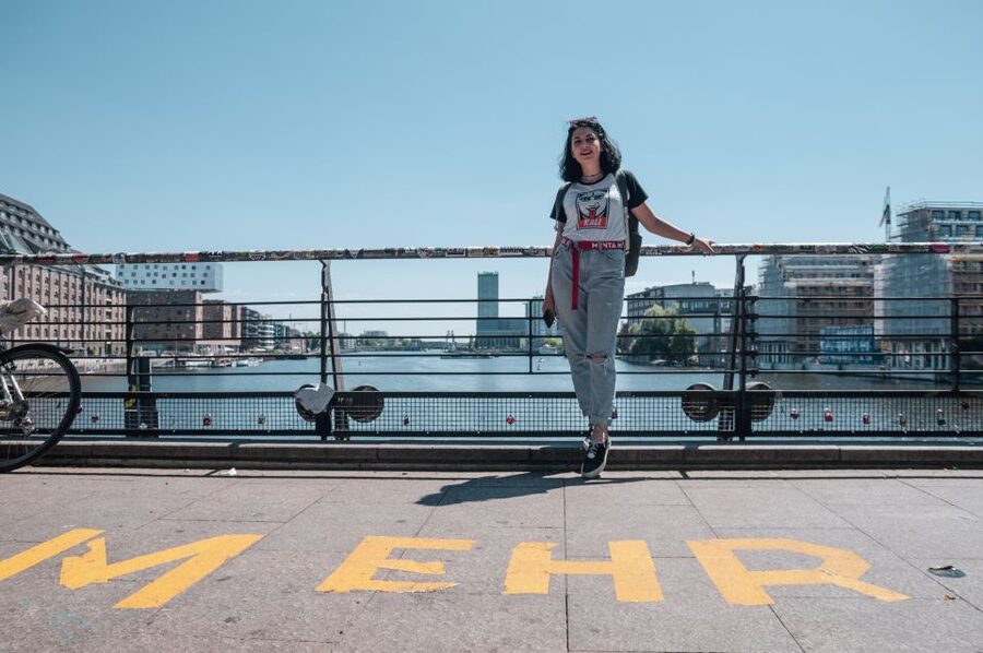 Berlin: Alternative Culture Walking Tour & Photoshoot - Nightlife Tips After the Walk: Berlin’s Going-Out Sense