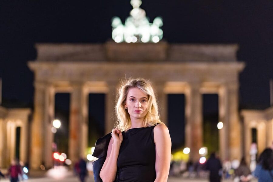 Berlin by Night: Private Photoshoot at Illuminated Cityscape - Meeting at the Polnisches Institut Berlin: Find the Start Fast