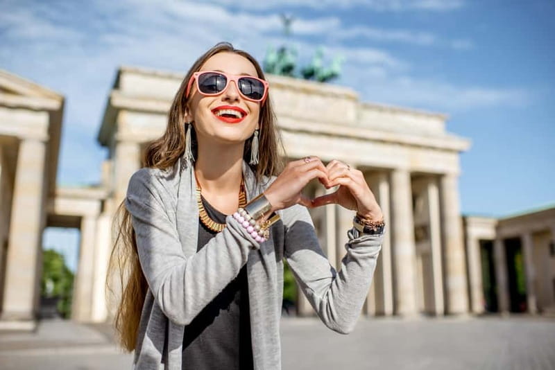 Berlin Essentials: Private Photoshoot at Berlin's top sites - Price and Value: $68 Per Group Up to 20