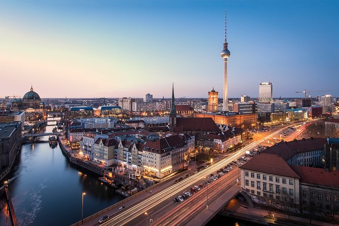 Berlin Photography Masterclass - Private Photography Lesson - Why this Berlin photo masterclass works better than sightseeing-only