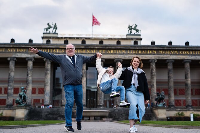 Berlin Private Photo shoot with Professional Photographer - More of Berlin than monuments: finishing with street and candid moments