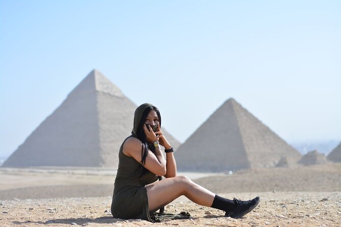Best Day Tour pyramids,sakkara,with Professional Photographer - Giza and Saqqara, Packed Into 5–7 Hours